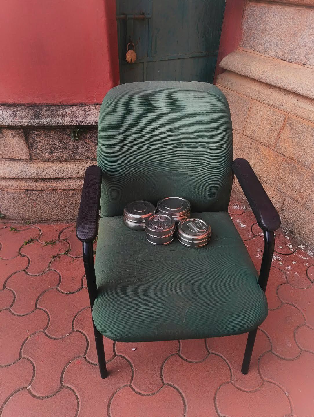 A green chair against a pink wall, Bengaluru
